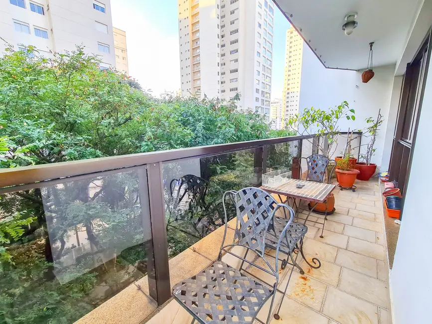 Apartamento com 3 quartos à venda, 200m2 em Campo Belo, São Paulo - SP - imagem 6 Foto 6 de Apartamento com 3 quartos à venda, 200m2 em Campo Belo, São Paulo - SP