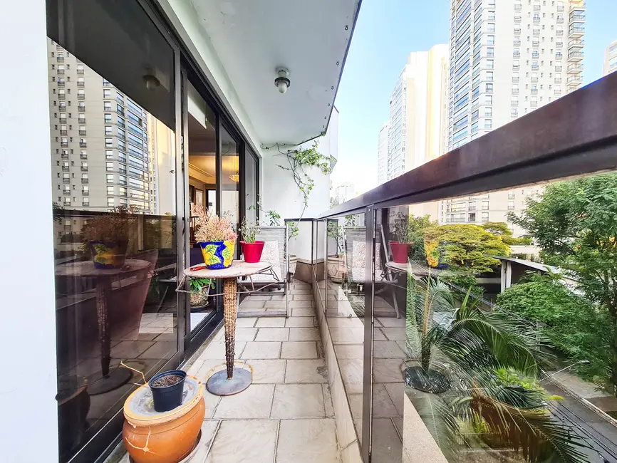 Apartamento com 3 quartos à venda, 200m2 em Campo Belo, São Paulo - SP - imagem 7 Foto 7 de Apartamento com 3 quartos à venda, 200m2 em Campo Belo, São Paulo - SP