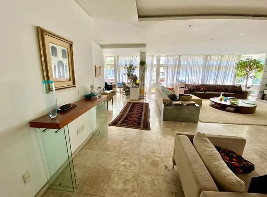 Apartamento com 3 quartos à venda, 260m2 em Higienópolis, São Paulo - SP - imagem 5 Foto 5 de Apartamento com 3 quartos à venda, 260m2 em Higienópolis, São Paulo - SP