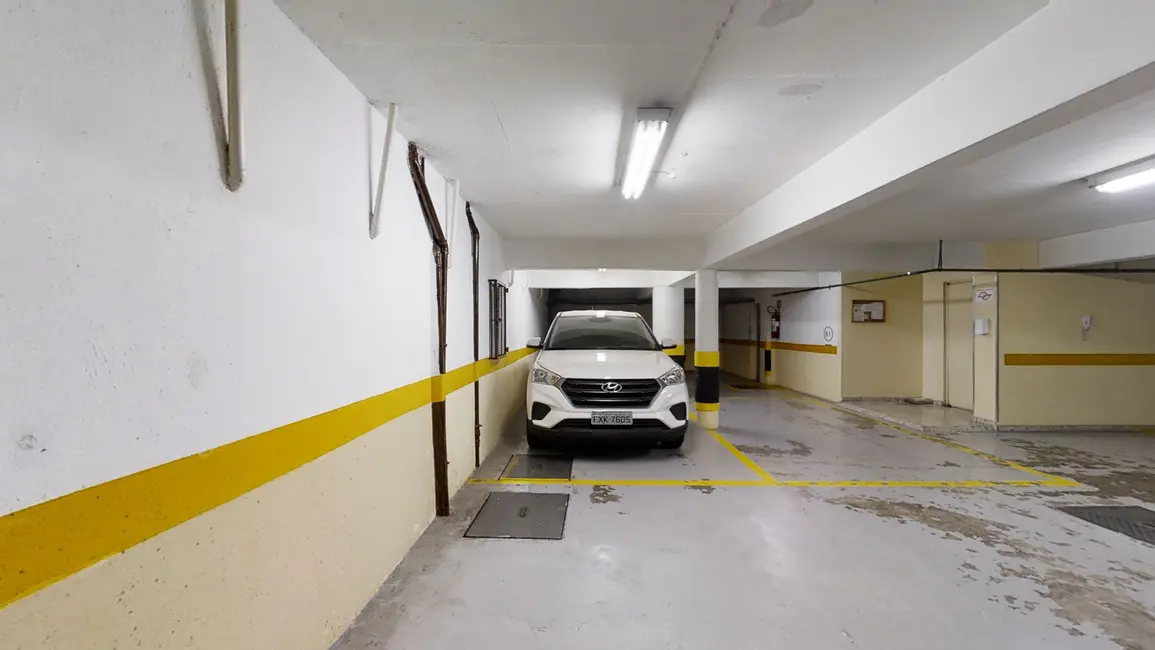 Apartamento com 3 quartos à venda, 139m2 em Aclimação, São Paulo - SP - imagem 4 Foto 4 de Apartamento com 3 quartos à venda, 139m2 em Aclimação, São Paulo - SP