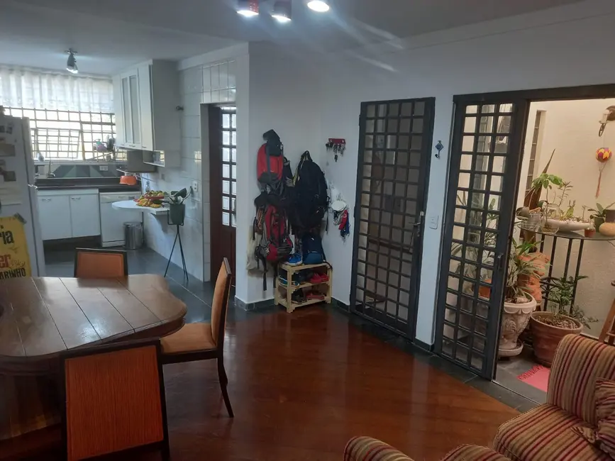 Foto 2 de Casa com 4 quartos à venda, 130m2 em Parque Jabaquara, São Paulo - SP