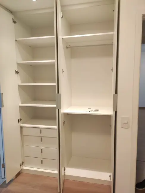 Apartamento com 2 quartos para alugar, 112m2 em Vila Nova Conceição, São Paulo - SP - imagem 7 Foto 7 de Apartamento com 2 quartos para alugar, 112m2 em Vila Nova Conceição, São Paulo - SP