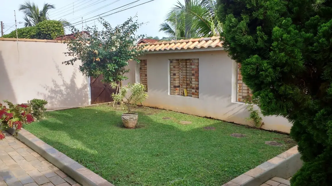 Casa com 3 quartos à venda, 358m2 em Peruibe - SP - imagem 9 Foto 9 de Casa com 3 quartos à venda, 358m2 em Peruibe - SP