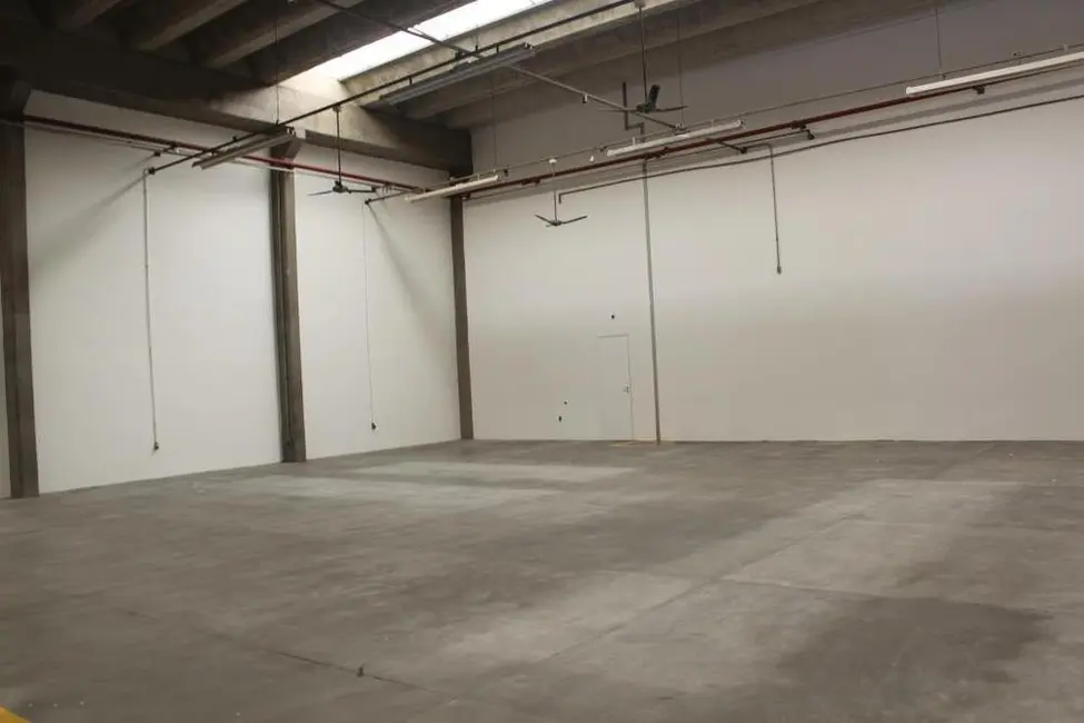 Foto 5 de Armazém / Galpão para alugar, 1500m2 em Lapa, São Paulo - SP
