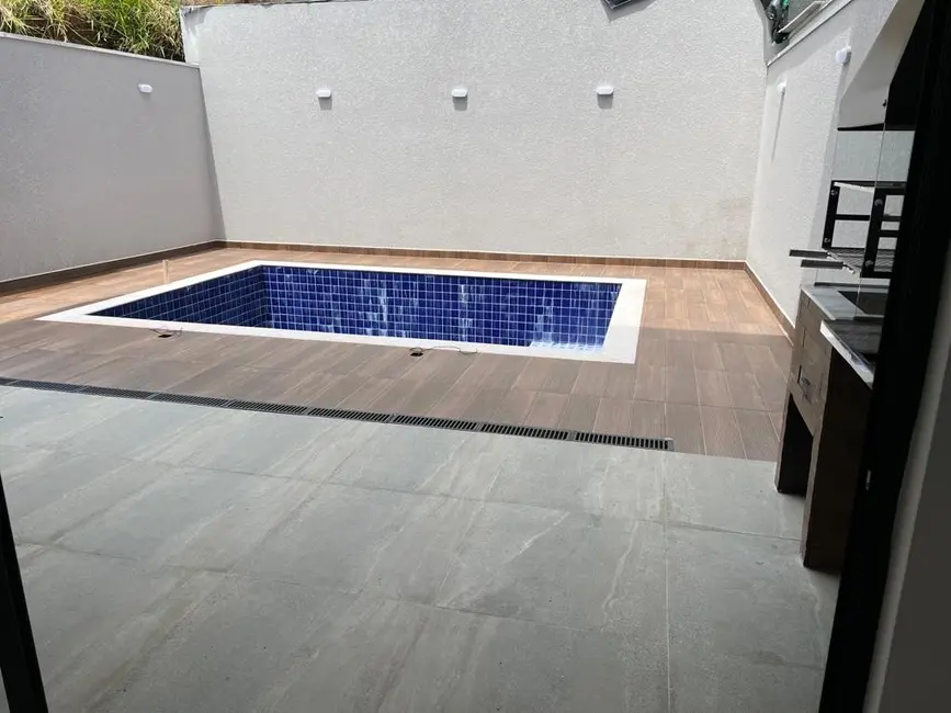 Casa com 3 quartos à venda, 178m2 em Portais (Polvilho), Cajamar - SP - imagem 5 Foto 5 de Casa com 3 quartos à venda, 178m2 em Portais (Polvilho), Cajamar - SP