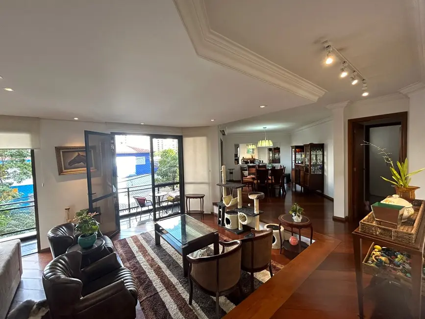 Foto 3 de Apartamento com 5 quartos à venda, 290m2 em Pacaembu, São Paulo - SP