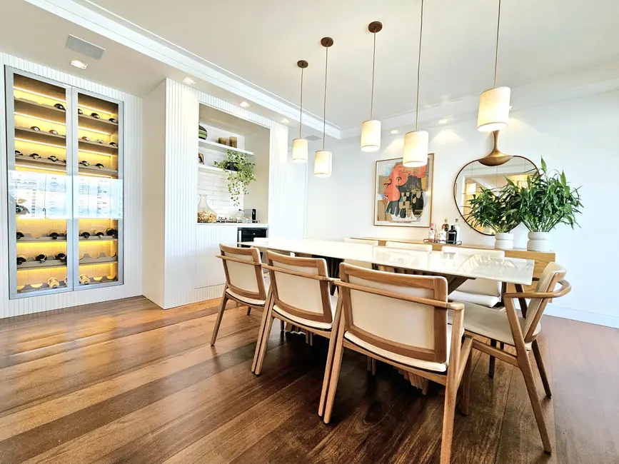 Apartamento com 4 quartos à venda, 202m2 em Campo Belo, São Paulo - SP - imagem 8 Foto 8 de Apartamento com 4 quartos à venda, 202m2 em Campo Belo, São Paulo - SP