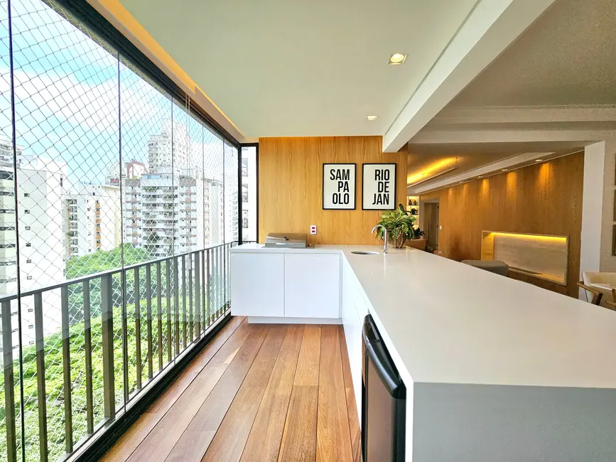 Foto 2 de Apartamento com 4 quartos à venda, 202m2 em Campo Belo, São Paulo - SP