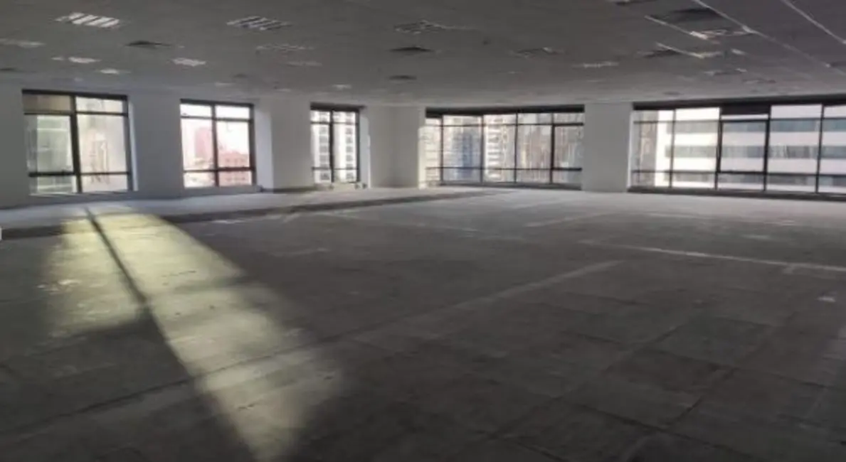 Sala Comercial para alugar, 542m2 em Itaim Bibi, São Paulo - SP - imagem 6 Foto 6 de Sala Comercial para alugar, 542m2 em Itaim Bibi, São Paulo - SP