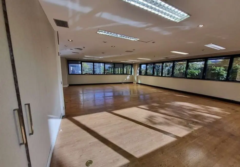 Foto 3 de Sala Comercial para alugar, 214m2 em Vila Olímpia, São Paulo - SP