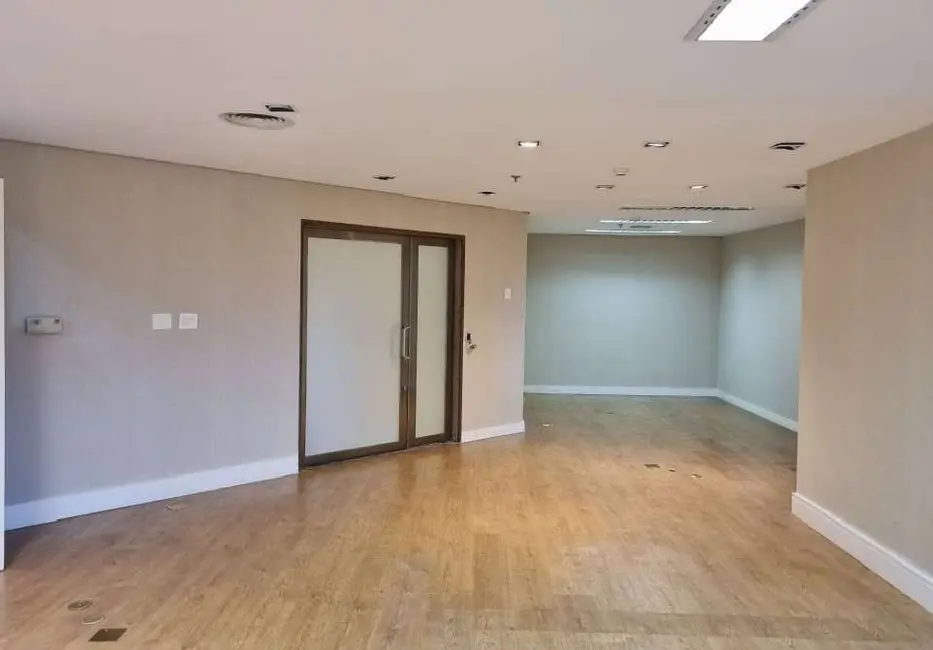 Foto 4 de Sala Comercial para alugar, 214m2 em Vila Olímpia, São Paulo - SP