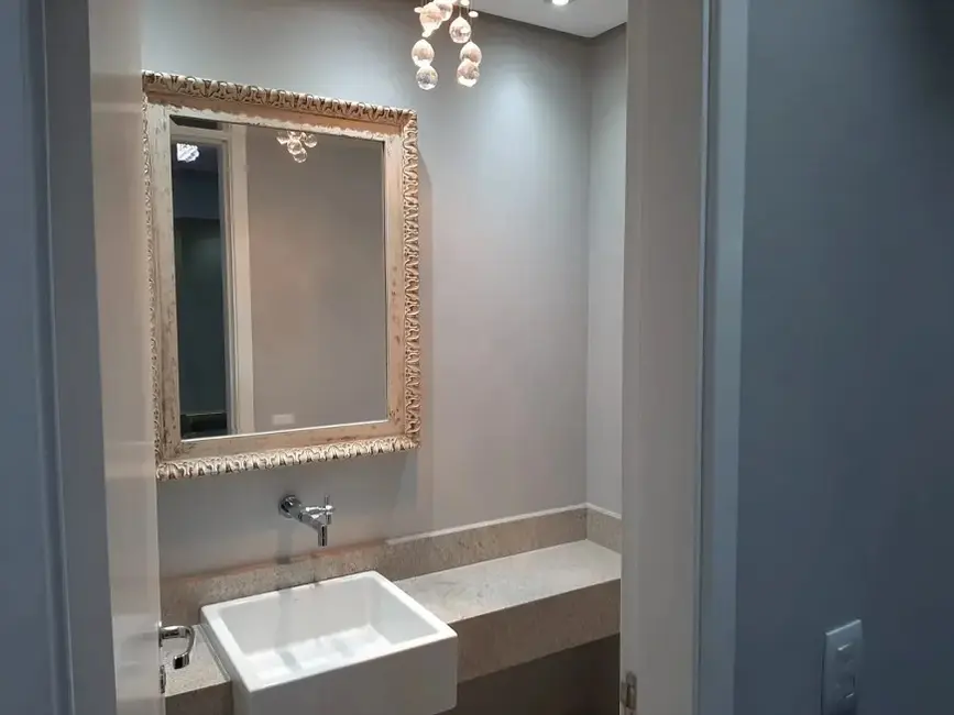 Apartamento com 3 quartos para alugar, 190m2 em Vila Firmiano Pinto, São Paulo - SP - imagem 7 Foto 7 de Apartamento com 3 quartos para alugar, 190m2 em Vila Firmiano Pinto, São Paulo - SP