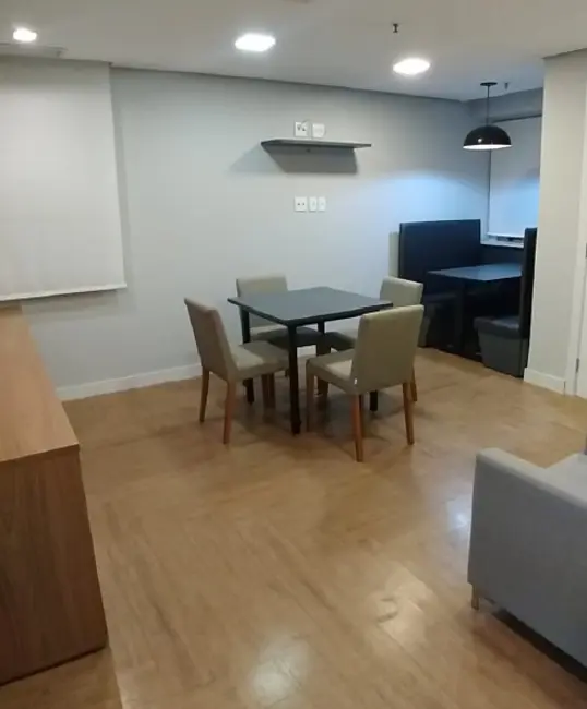 Sala Comercial para alugar, 230m2 em Vila Olímpia, São Paulo - SP - imagem 9 Foto 9 de Sala Comercial para alugar, 230m2 em Vila Olímpia, São Paulo - SP