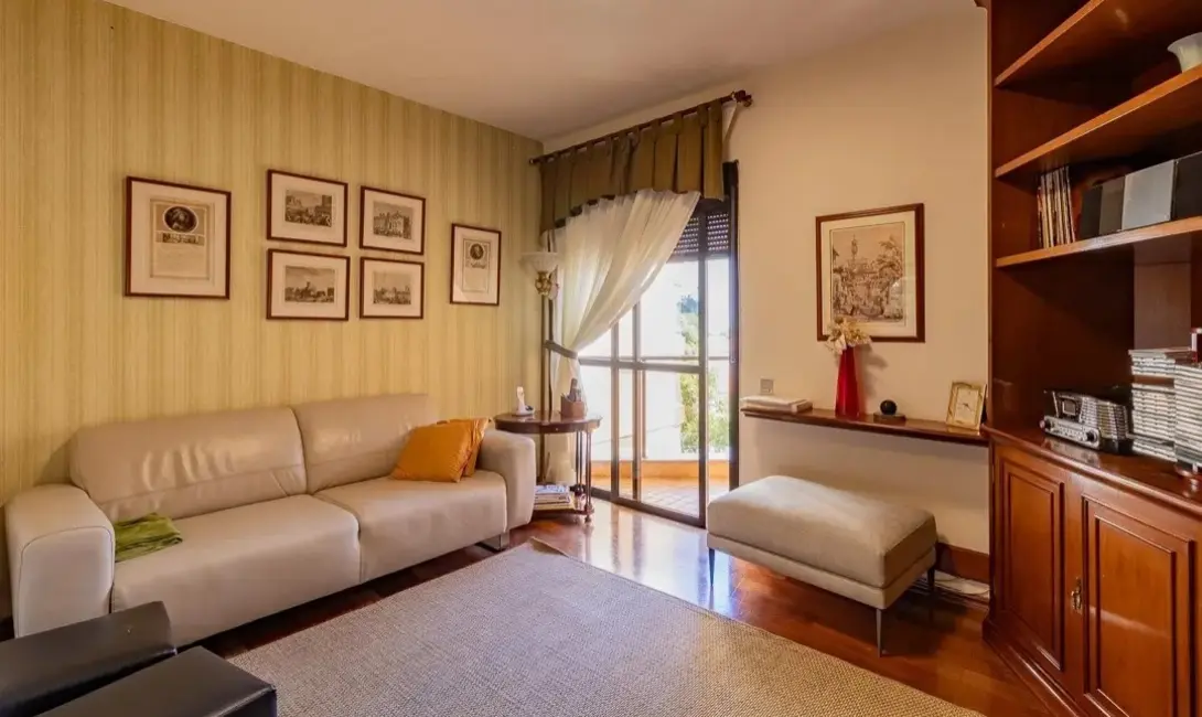 Apartamento com 4 quartos à venda, 250m2 em Aclimação, São Paulo - SP - imagem 9 Foto 9 de Apartamento com 4 quartos à venda, 250m2 em Aclimação, São Paulo - SP