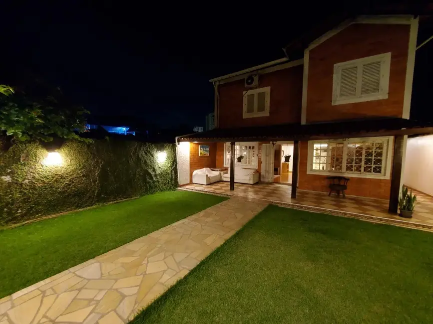 Casa com 3 quartos à venda, 277m2 em Jardim Petrópolis, São Paulo - SP - imagem 5 Foto 5 de Casa com 3 quartos à venda, 277m2 em Jardim Petrópolis, São Paulo - SP