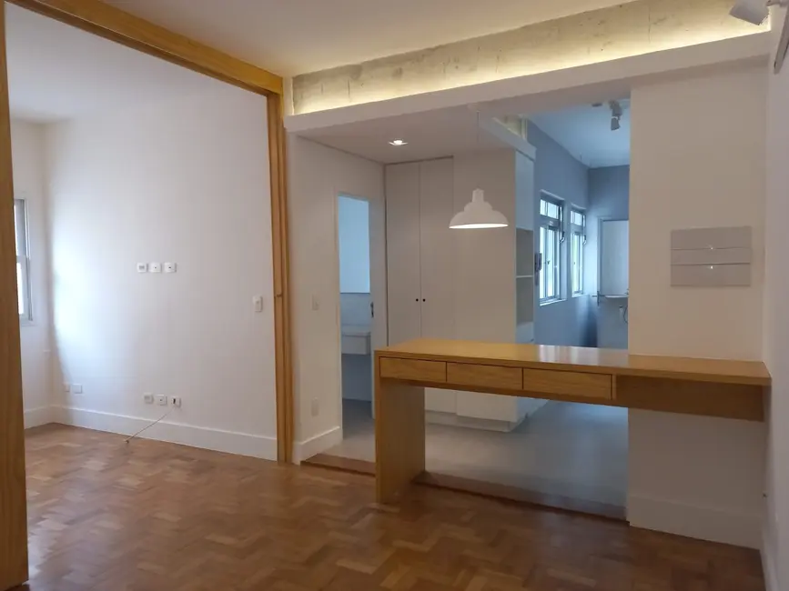 Foto 2 de Apartamento com 2 quartos para alugar, 63m2 em Vila Madalena, São Paulo - SP