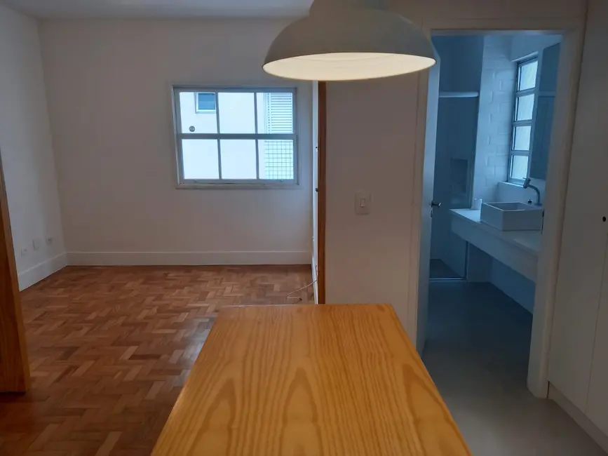 Foto 3 de Apartamento com 2 quartos para alugar, 63m2 em Vila Madalena, São Paulo - SP