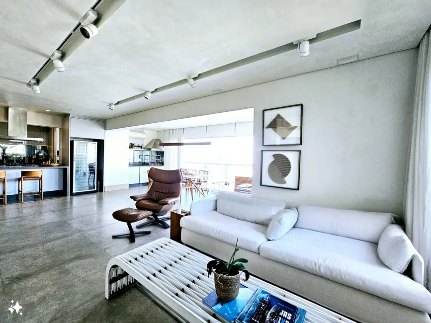 Foto 5 de Apartamento com 3 quartos à venda, 230m2 em São Paulo - SP