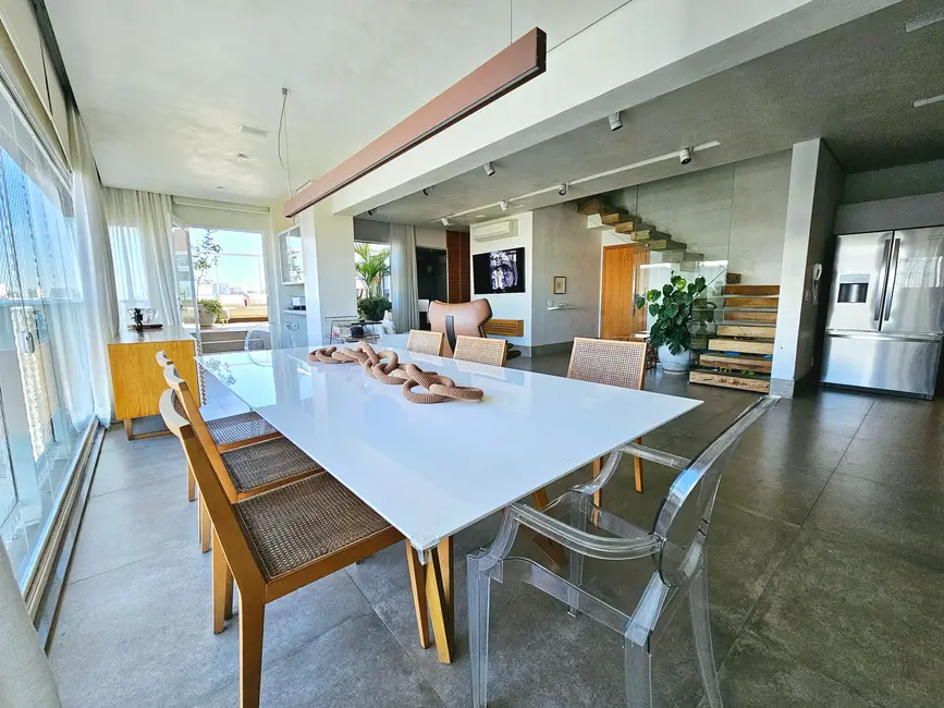 Foto 2 de Apartamento com 3 quartos à venda, 230m2 em São Paulo - SP