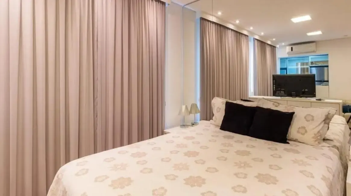 Foto 3 de Apartamento com 1 quarto à venda, 48m2 em Vila Nova Conceição, São Paulo - SP