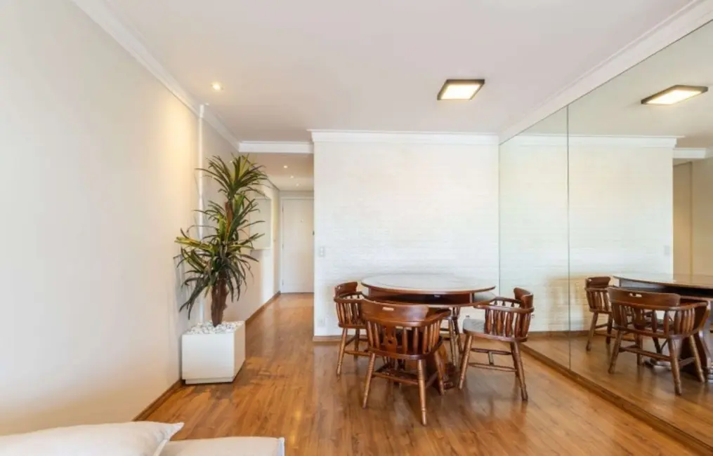 Apartamento com 3 quartos à venda, 86m2 em Moema, São Paulo - SP - imagem 3 Foto 3 de Apartamento com 3 quartos à venda, 86m2 em Moema, São Paulo - SP