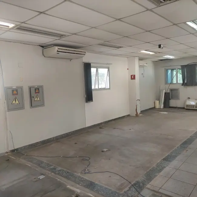 Loja para alugar, 450m2 em Pacaembu, São Paulo - SP - imagem 7 Foto 7 de Loja para alugar, 450m2 em Pacaembu, São Paulo - SP