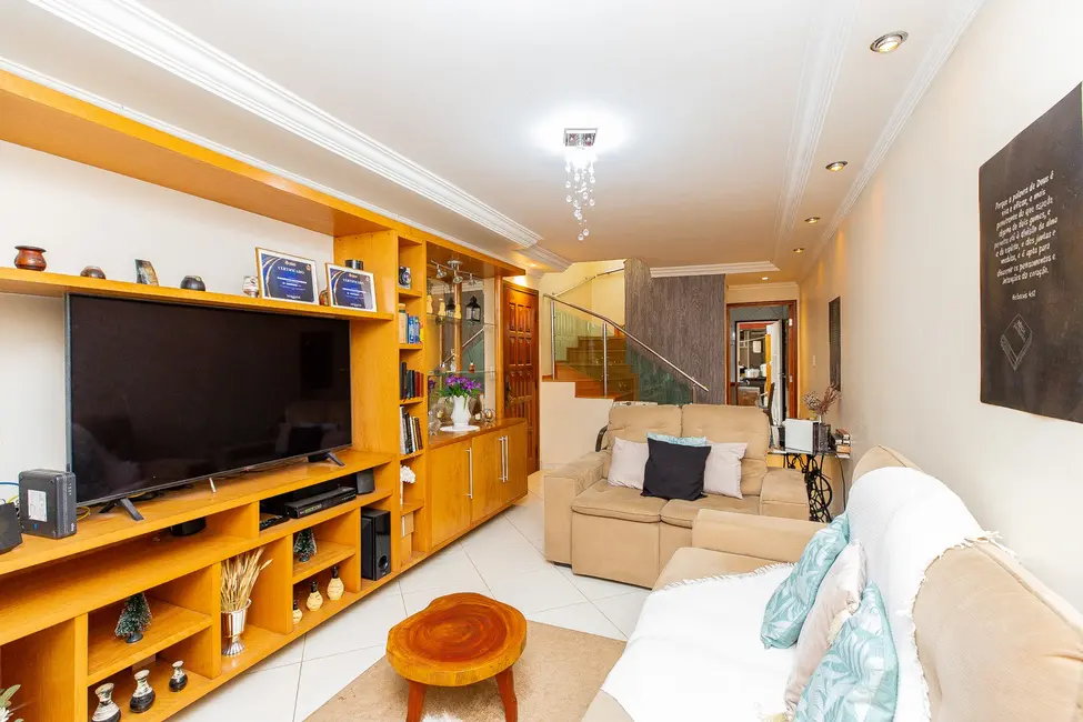 Casa com 2 quartos à venda, 119m2 em Jardim Santo Antoninho, São Paulo - SP - imagem 3 Foto 3 de Casa com 2 quartos à venda, 119m2 em Jardim Santo Antoninho, São Paulo - SP