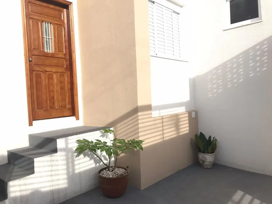 Foto 2 de Casa com 2 quartos à venda, 90m2 em Vila Monumento, São Paulo - SP