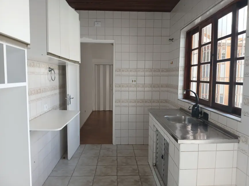 Casa com 2 quartos para alugar, 208m2 em Aclimação, São Paulo - SP - imagem 8 Foto 8 de Casa com 2 quartos para alugar, 208m2 em Aclimação, São Paulo - SP