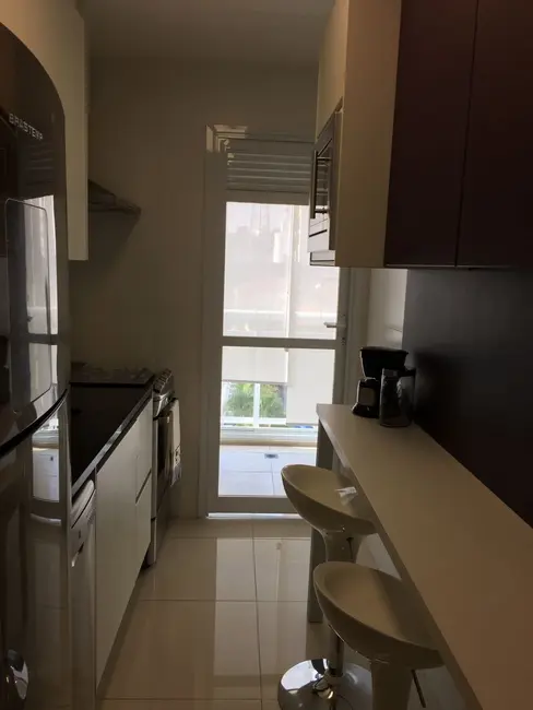 Foto 3 de Apartamento com 2 quartos para alugar, 90m2 em Sumaré, São Paulo - SP