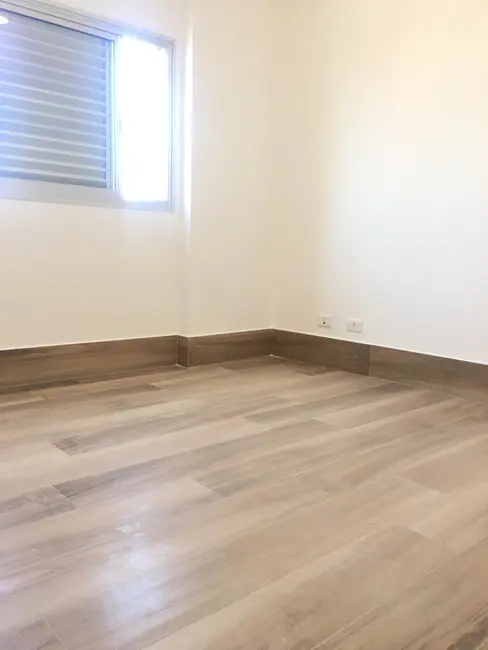Foto 3 de Apartamento com 2 quartos para alugar, 50m2 em Vila Madalena, São Paulo - SP