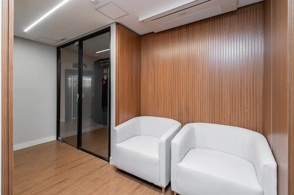 Foto 2 de Sala Comercial para alugar, 200m2 em Jardim Paulistano, São Paulo - SP