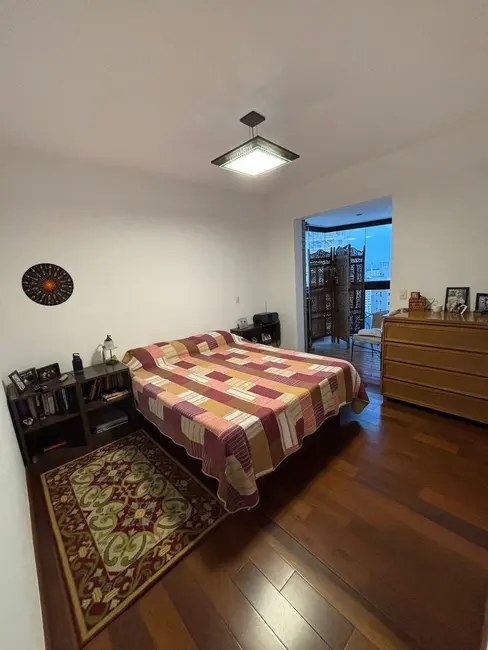 Apartamento com 3 quartos para alugar, 178m2 em Perdizes, São Paulo - SP - imagem 8 Foto 8 de Apartamento com 3 quartos para alugar, 178m2 em Perdizes, São Paulo - SP