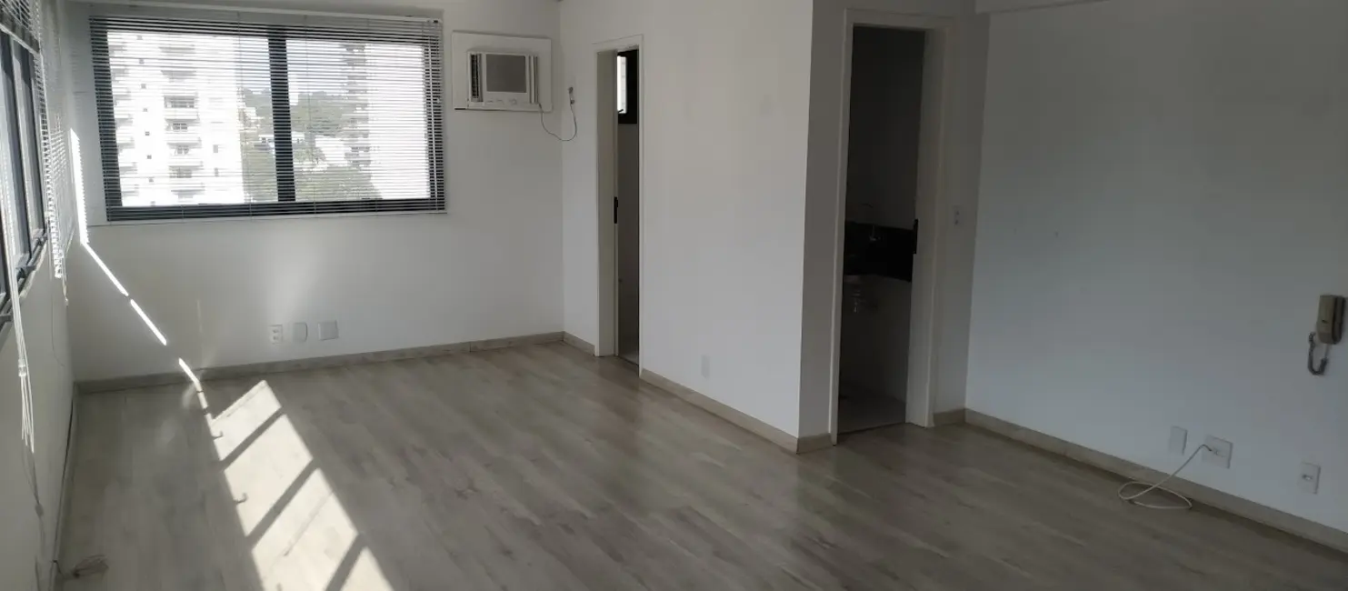 Foto 7 de Sala Comercial para alugar, 35m2 em Chácara Santo Antônio (Zona Sul), São Paulo - SP