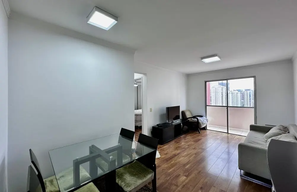 Foto 3 de Apartamento com 2 quartos para alugar, 70m2 em Chácara Santo Antônio (Zona Sul), São Paulo - SP