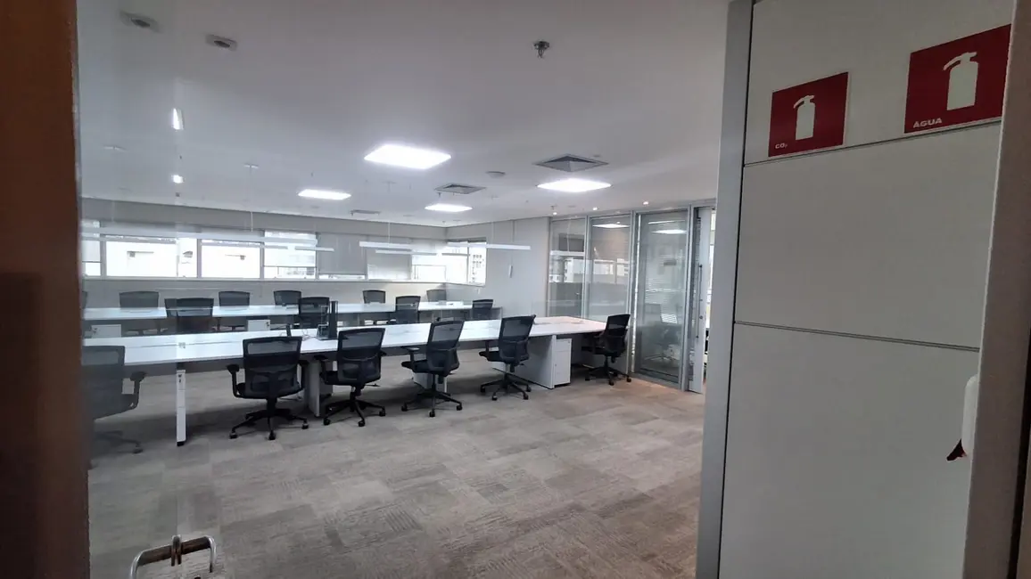 Sala Comercial à venda e para alugar, 182m2 em Jardim Paulistano, São Paulo - SP - imagem 3 Foto 3 de Sala Comercial à venda e para alugar, 182m2 em Jardim Paulistano, São Paulo - SP