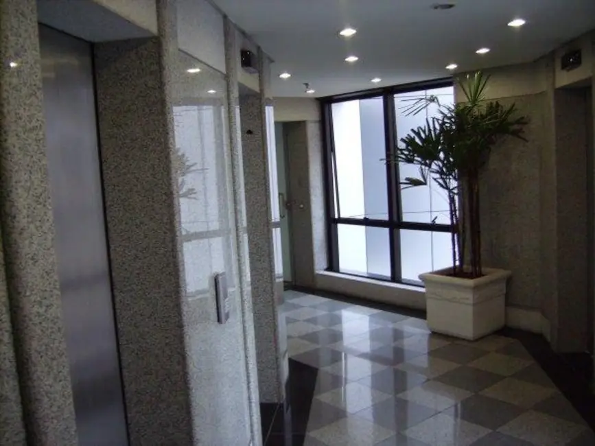 Sala Comercial para alugar, 224m2 em Cidade Monções, São Paulo - SP - imagem 7 Foto 7 de Sala Comercial para alugar, 224m2 em Cidade Monções, São Paulo - SP