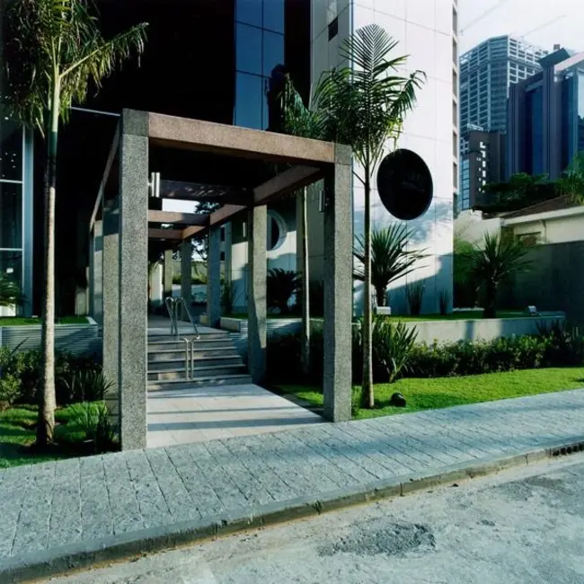 Sala Comercial para alugar, 224m2 em Cidade Monções, São Paulo - SP - imagem 4 Foto 4 de Sala Comercial para alugar, 224m2 em Cidade Monções, São Paulo - SP