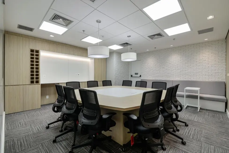 Sala Comercial para alugar, 260m2 em Vila Olímpia, São Paulo - SP - imagem 3 Foto 3 de Sala Comercial para alugar, 260m2 em Vila Olímpia, São Paulo - SP