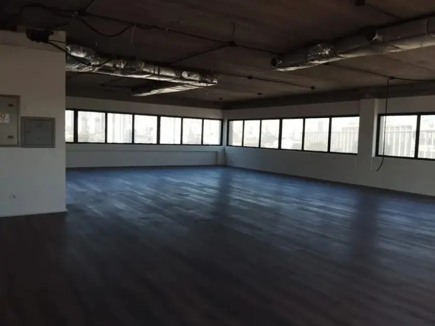 Sala Comercial para alugar, 356m2 em Água Branca, São Paulo - SP - imagem 5 Foto 5 de Sala Comercial para alugar, 356m2 em Água Branca, São Paulo - SP