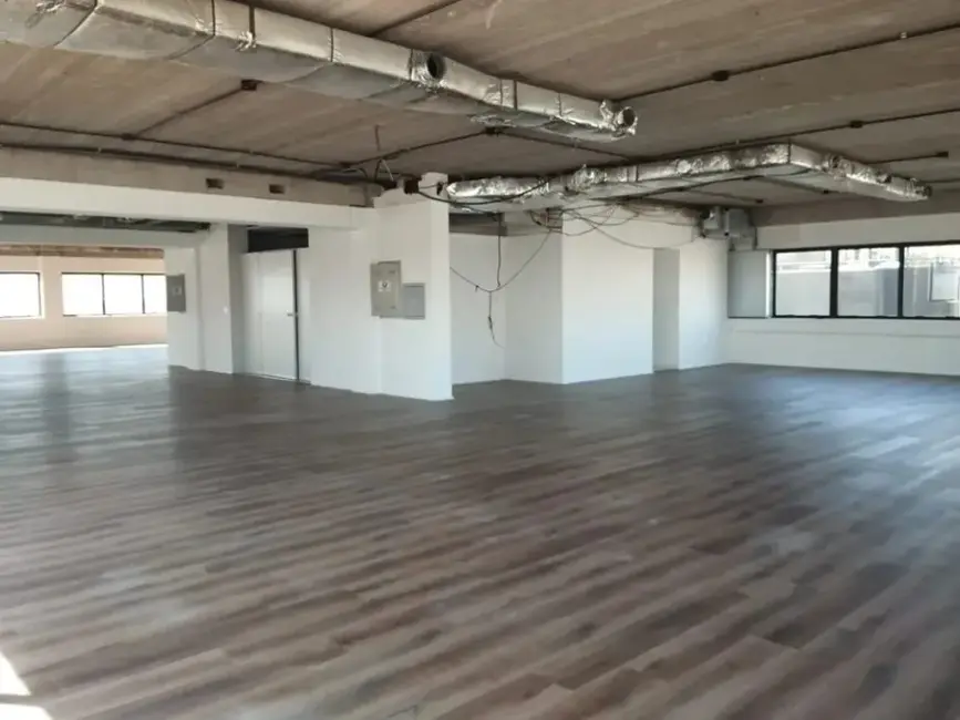 Foto 1 de Sala Comercial para alugar, 356m2 em Água Branca, São Paulo - SP