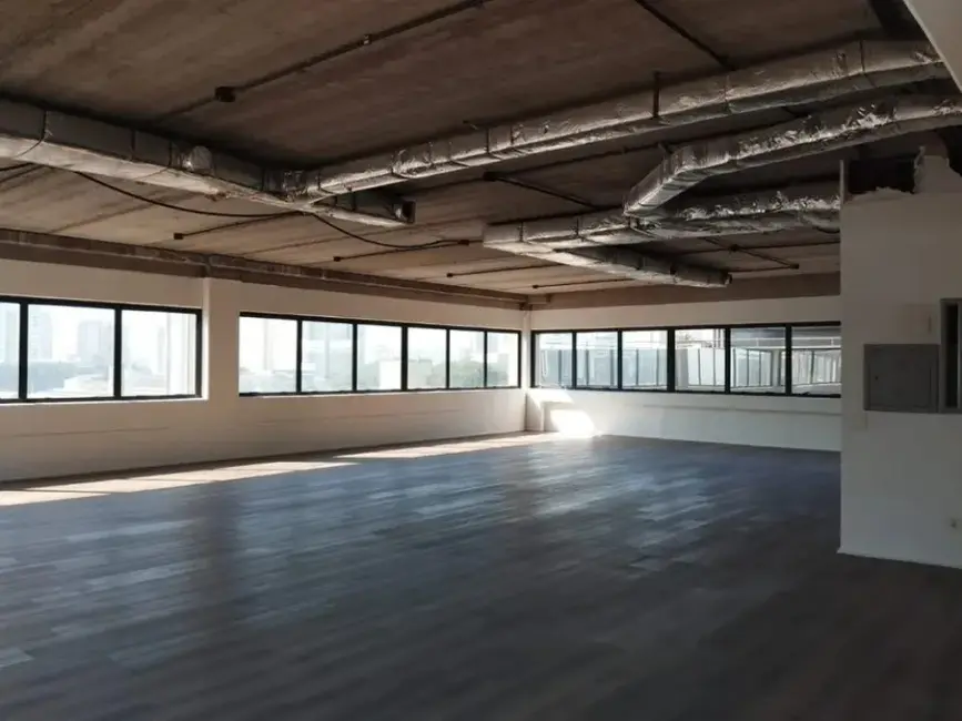 Sala Comercial para alugar, 356m2 em Água Branca, São Paulo - SP - imagem 3 Foto 3 de Sala Comercial para alugar, 356m2 em Água Branca, São Paulo - SP