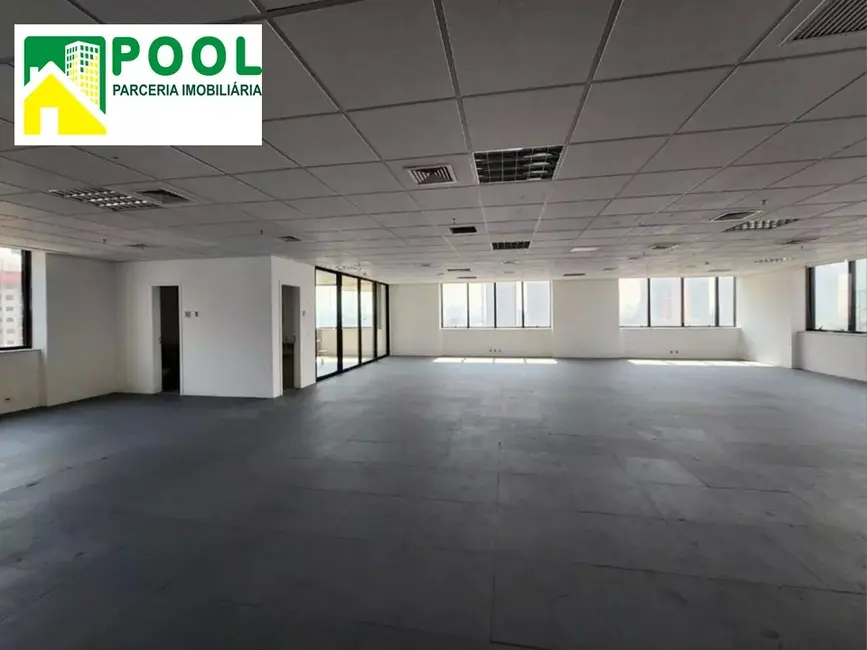 Sala Comercial para alugar, 297m2 em Parque Industrial Tomas Edson, São Paulo - SP - imagem 1 Foto 1 de Sala Comercial para alugar, 297m2 em Parque Industrial Tomas Edson, São Paulo - SP