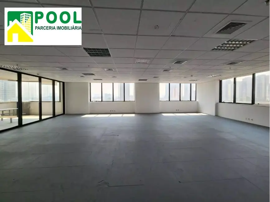 Sala Comercial para alugar, 297m2 em Parque Industrial Tomas Edson, São Paulo - SP - imagem 6 Foto 6 de Sala Comercial para alugar, 297m2 em Parque Industrial Tomas Edson, São Paulo - SP