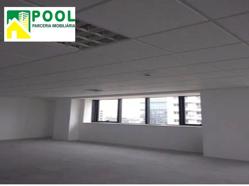 Foto 4 de Sala Comercial para alugar, 211m2 em Várzea da Barra Funda, São Paulo - SP