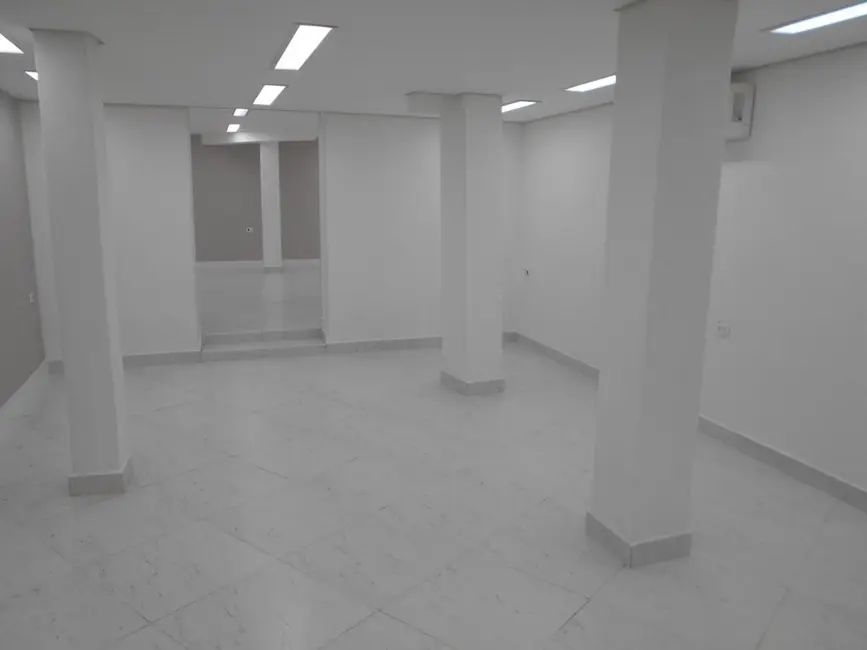 Armazém / Galpão para alugar, 110m2 em Cambuci, São Paulo - SP - imagem 3 Foto 3 de Armazém / Galpão para alugar, 110m2 em Cambuci, São Paulo - SP