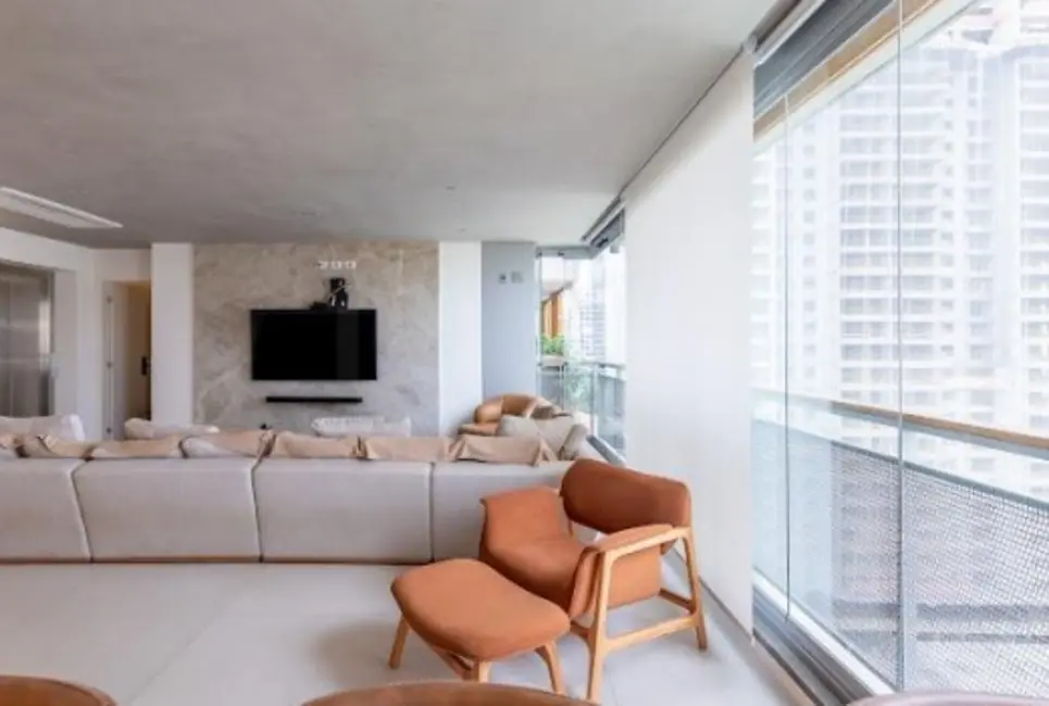 Apartamento com 3 quartos à venda, 167m2 em São Paulo - SP - imagem 2 Foto 2 de Apartamento com 3 quartos à venda, 167m2 em São Paulo - SP