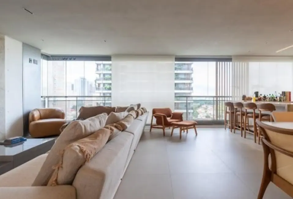 Apartamento com 3 quartos à venda, 167m2 em São Paulo - SP - imagem 3 Foto 3 de Apartamento com 3 quartos à venda, 167m2 em São Paulo - SP