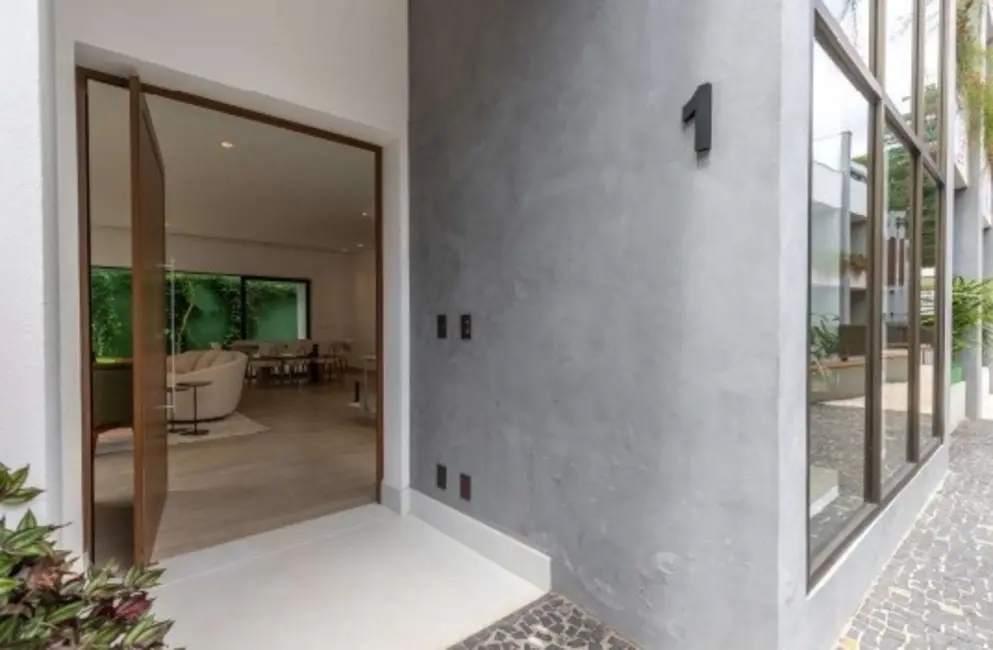 Casa com 4 quartos à venda, 651m2 em Jardim dos Estados, São Paulo - SP - imagem 1 Foto 1 de Casa com 4 quartos à venda, 651m2 em Jardim dos Estados, São Paulo - SP