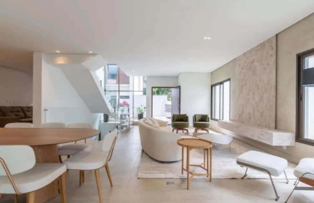 Casa com 4 quartos à venda, 651m2 em Jardim dos Estados, São Paulo - SP - imagem 3 Foto 3 de Casa com 4 quartos à venda, 651m2 em Jardim dos Estados, São Paulo - SP